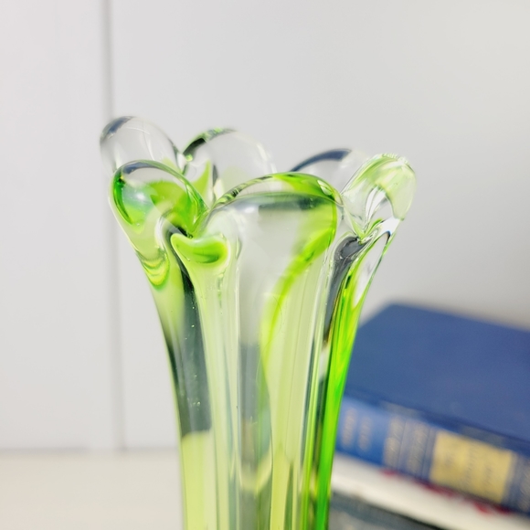 Vintage Six Finger Glass Swung Vase - Emerald Green to Clear - 9 inch Bud Vase - Picture 13 of 16